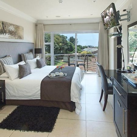 Ushaka Manor Guest House Durban Bagian luar foto