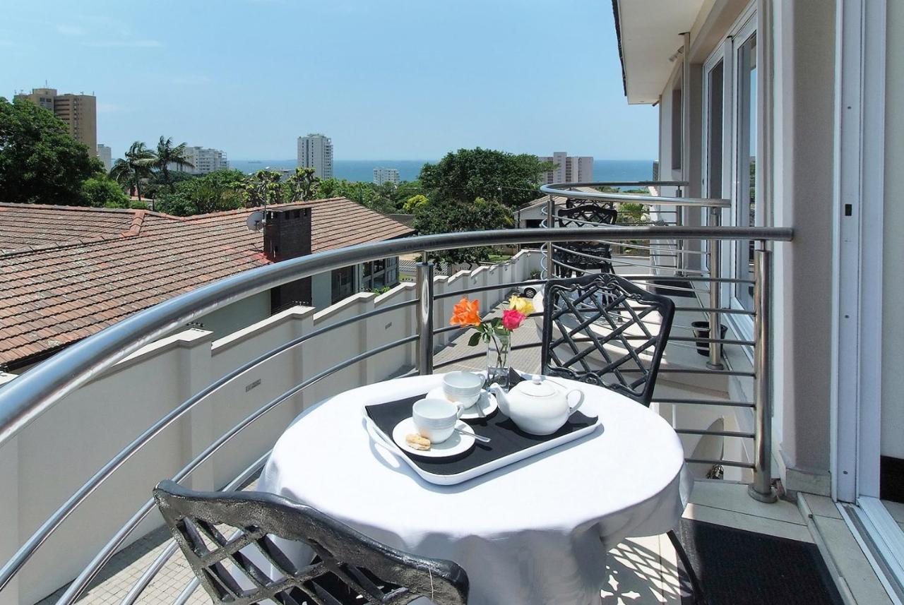 Ushaka Manor Guest House Durban Bagian luar foto
