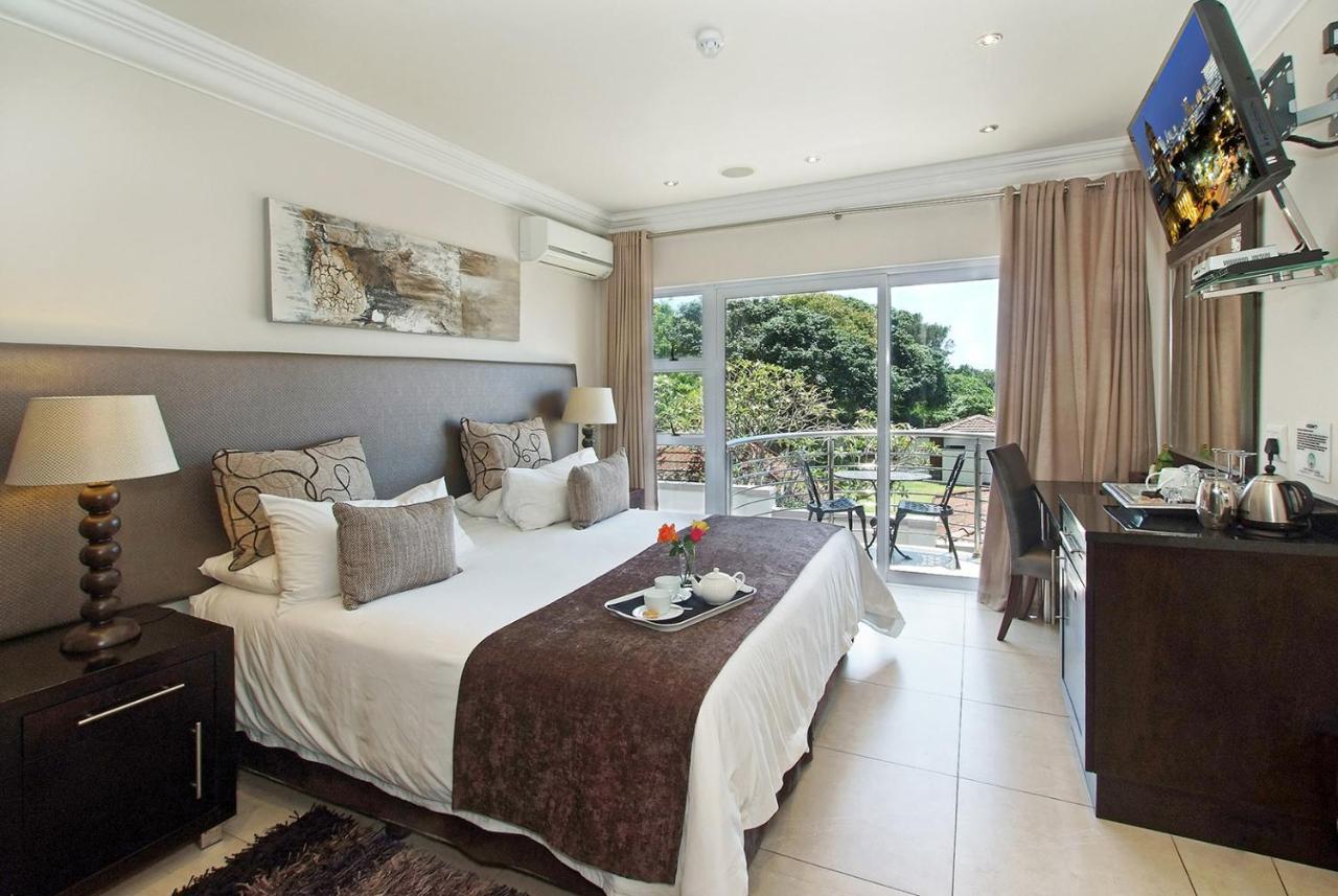 Ushaka Manor Guest House Durban Bagian luar foto