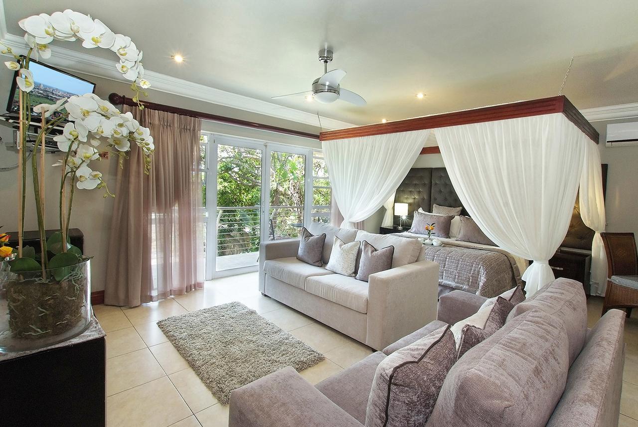 Ushaka Manor Guest House Durban Bagian luar foto