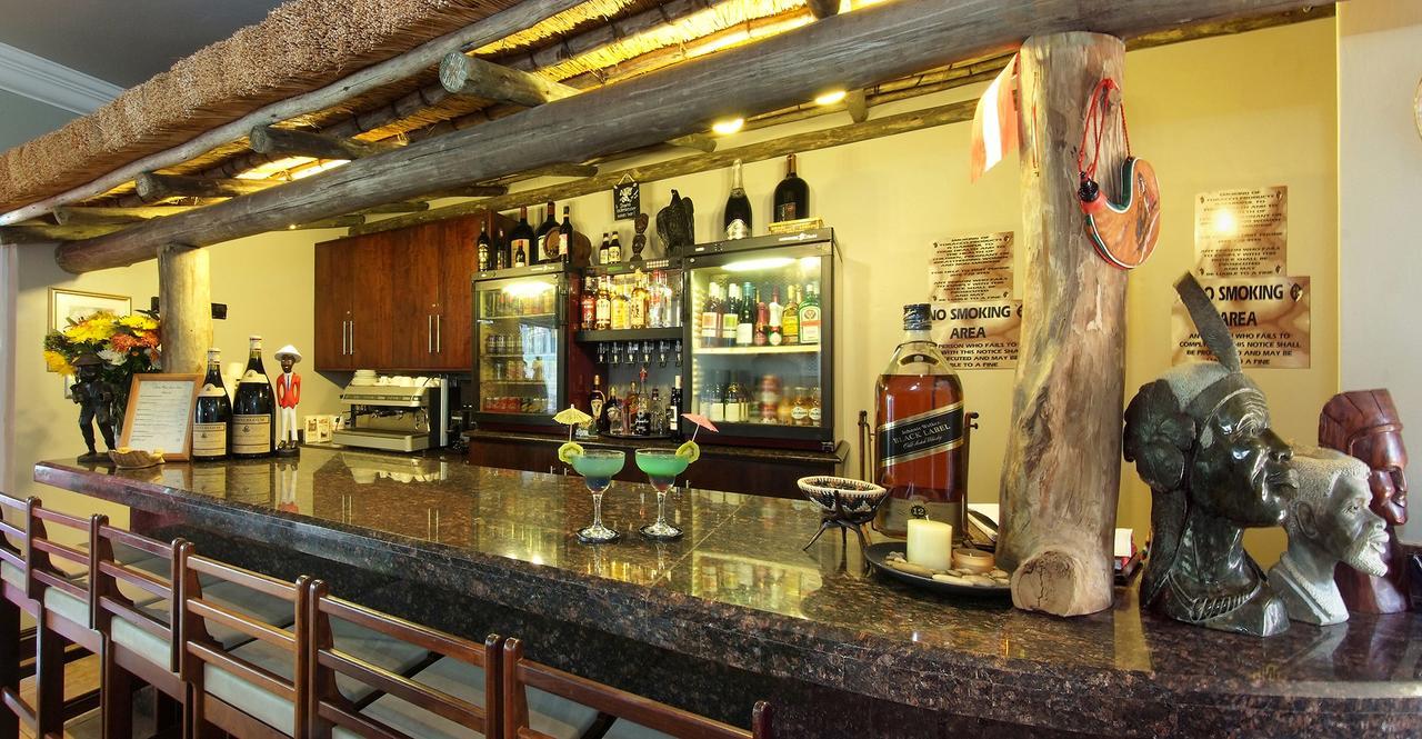Ushaka Manor Guest House Durban Bagian luar foto
