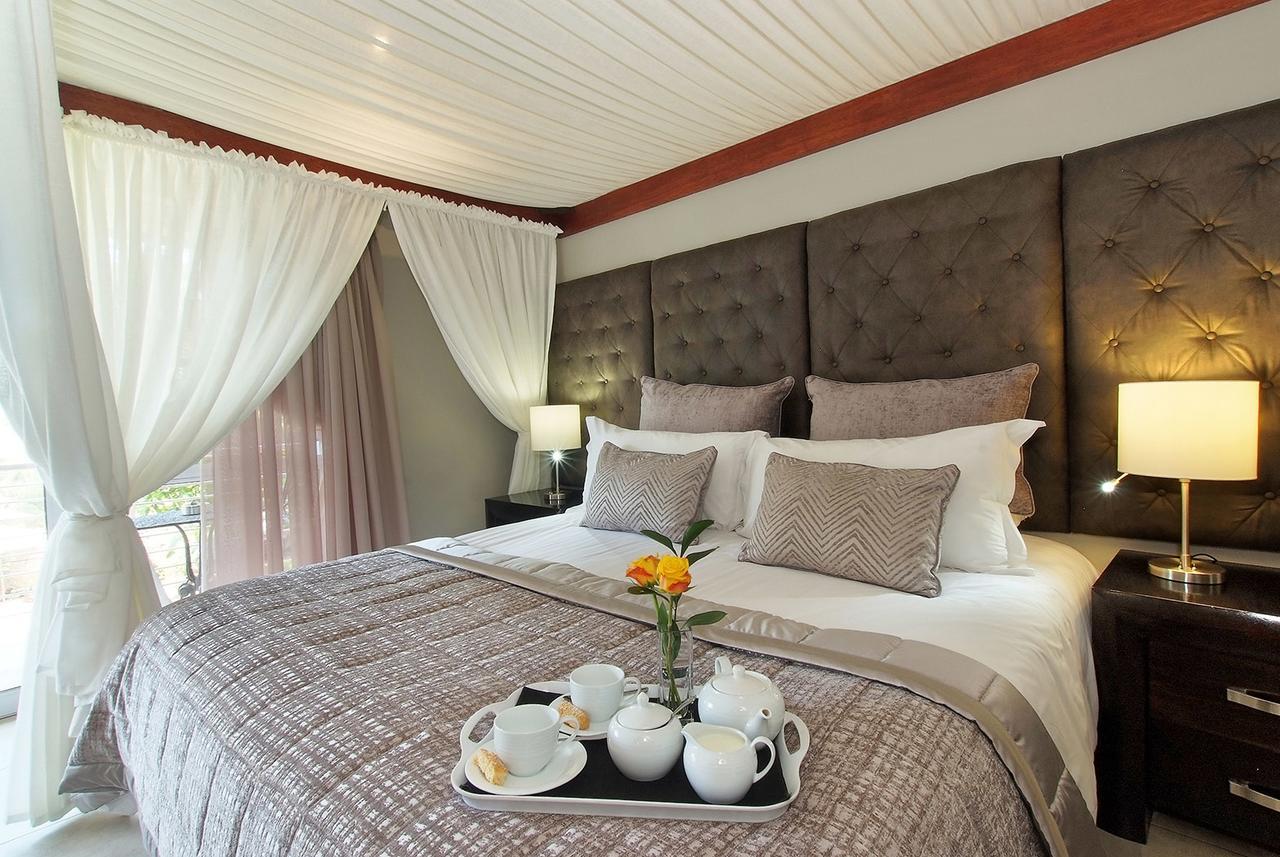 Ushaka Manor Guest House Durban Bagian luar foto