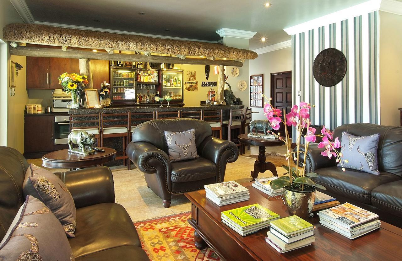 Ushaka Manor Guest House Durban Bagian luar foto