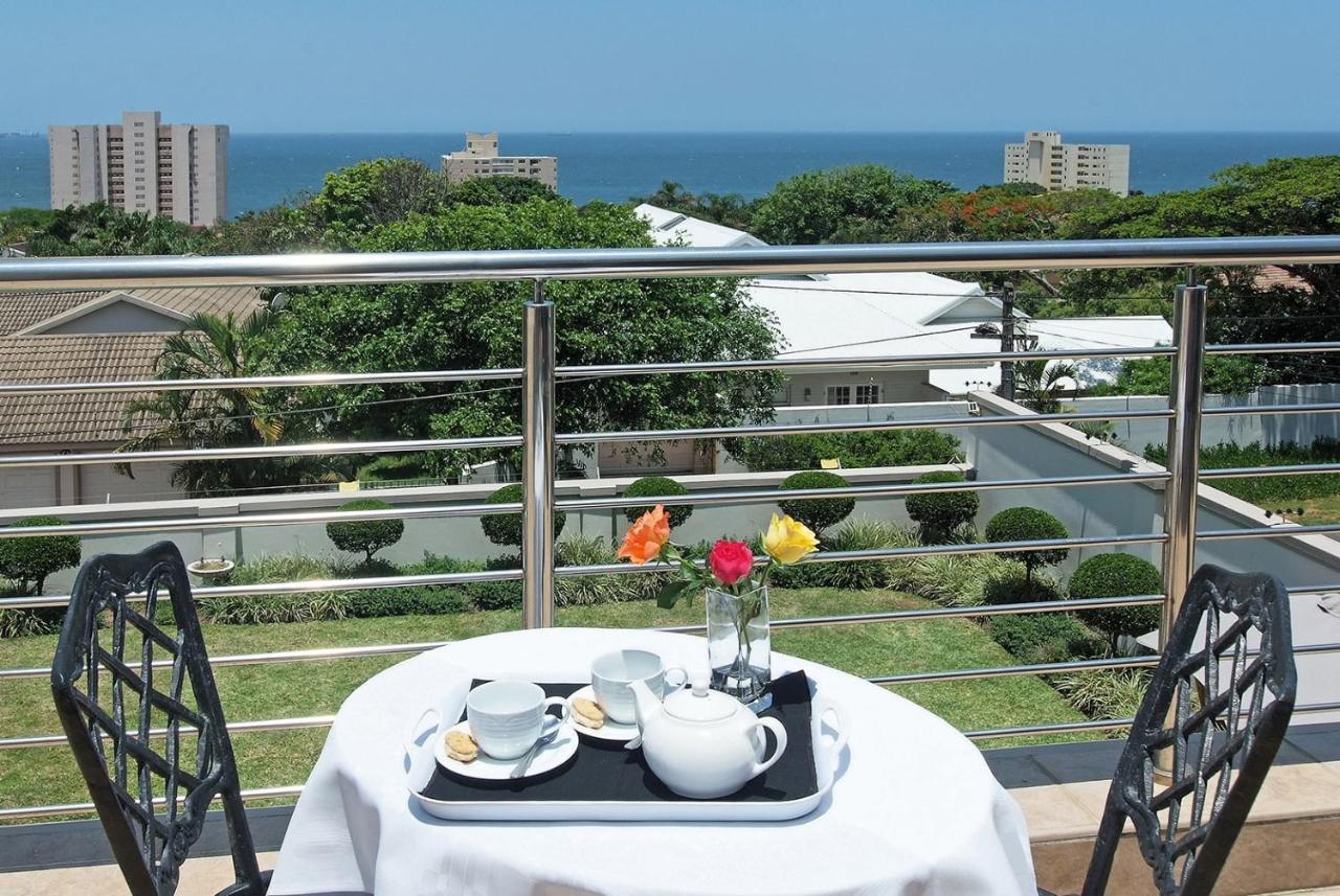 Ushaka Manor Guest House Durban Bagian luar foto